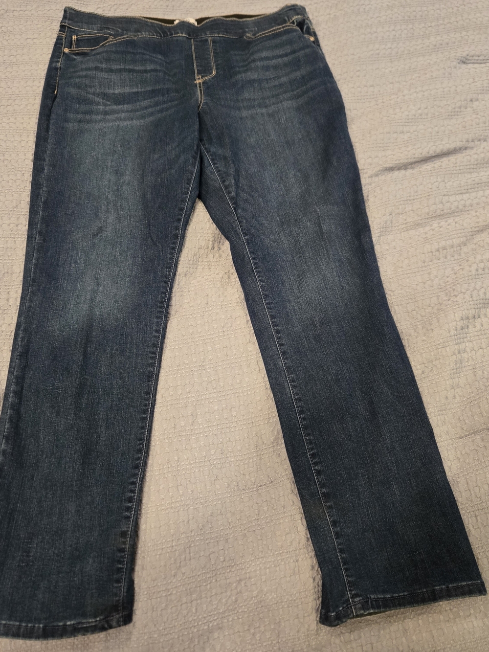 Croft & Barrow Women's Medium Dark Blue Straight-Leg Jeans
